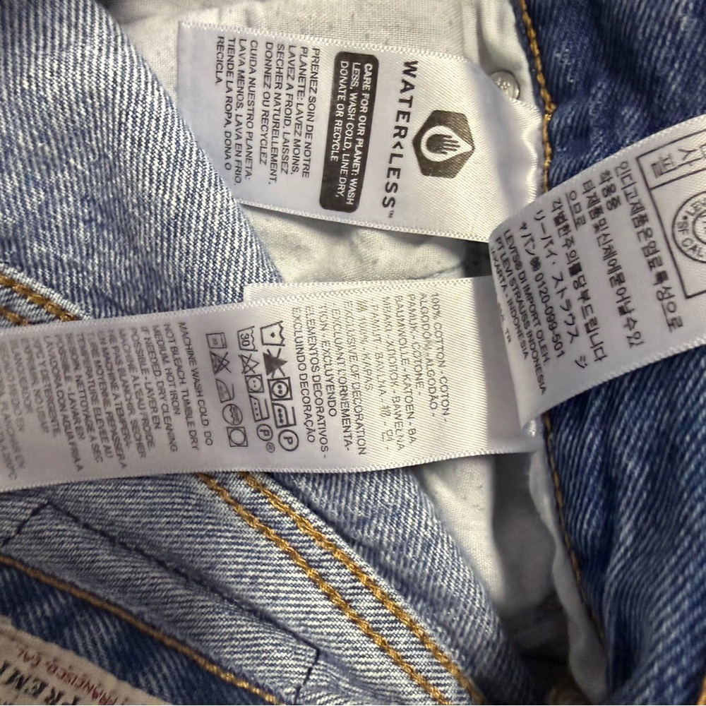 Levi’s 501 Original Fit Jeans Medium Wash Size 27 / 4 Straight Leg - Picture 5 of 7